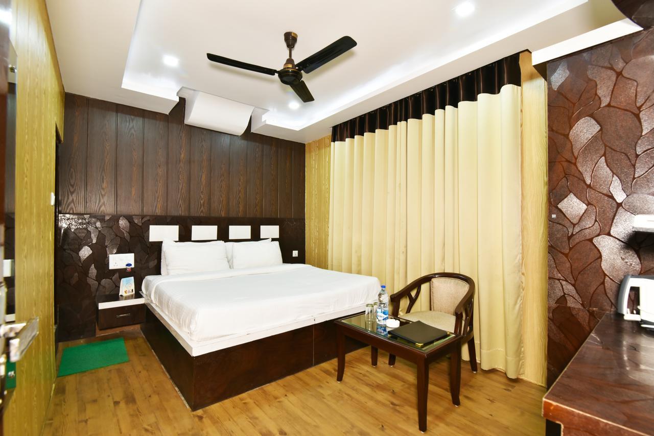 Surbhi Guest House Dharamshala Dış mekan fotoğraf